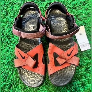 Nike ACG Air Deschutz+ Sandal